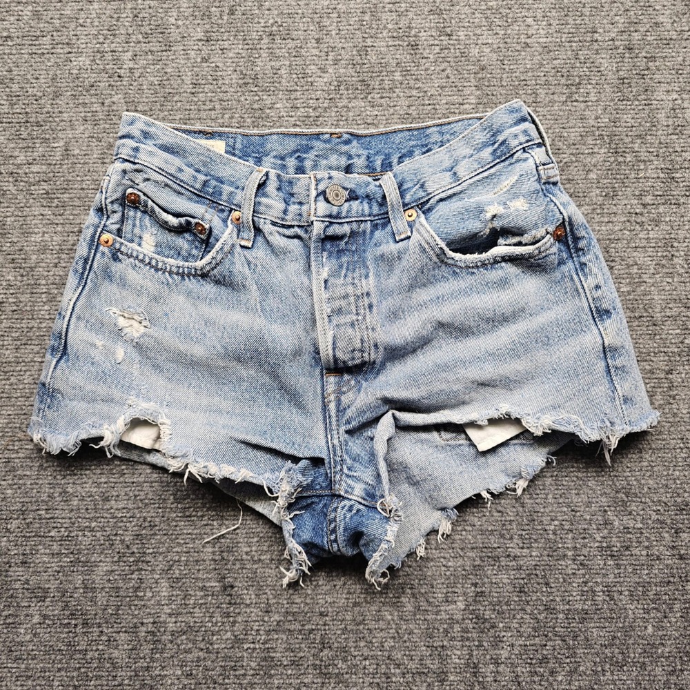 Levis Premium 501 Original Light Wash Distressed Cut Off Denim Shorts W25